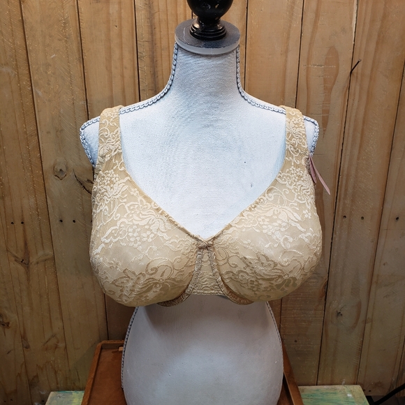 2 New Bras - Picture 2 of 4